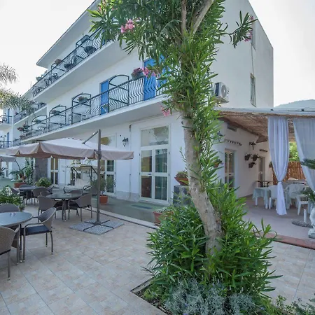 Hotel Stella Maris Terme 3*